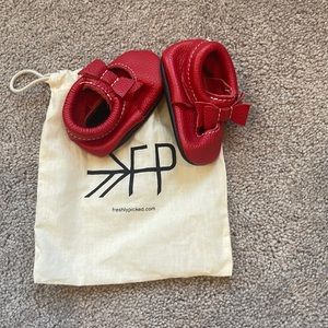 Freshly picked worn maybe one time